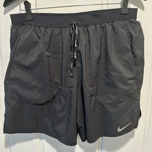Nike Men's Black Shorts Large